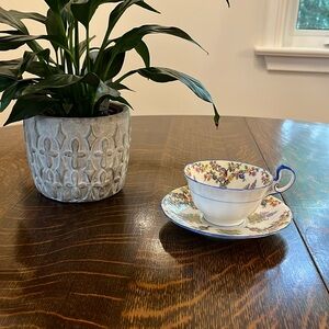 CK Bundle - Aynsley Vintage Fine Bone China Teacup and Saucer Set